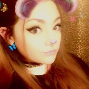 Meet your Posher, ♡ sarita